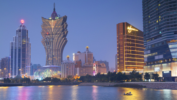 澳门，中西文化交融的璀璨港珠澳大桥明珠